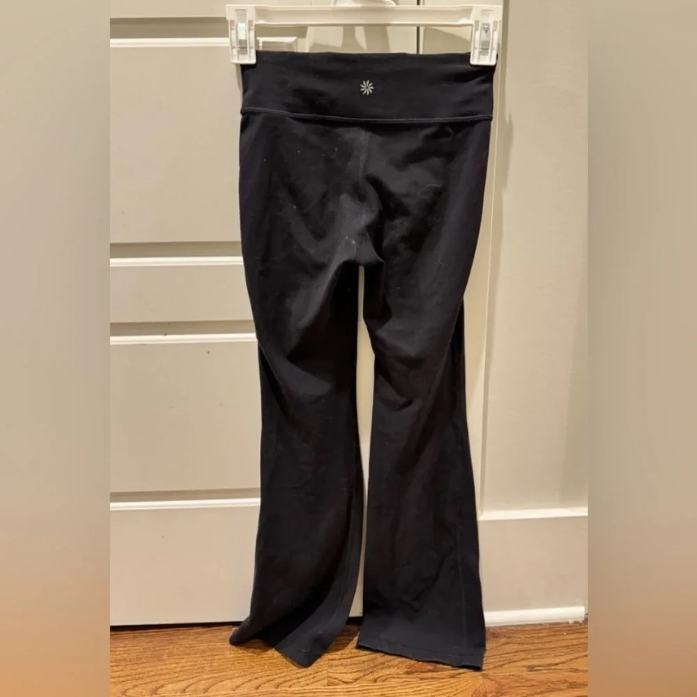 Black Athleta girl flare leggings 8-10 - Picture 1 of 3